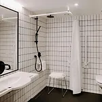 Vienna House By Wyndham Mokotow Hotel