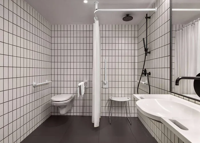 Vienna House By Wyndham Mokotow Hotel 4*