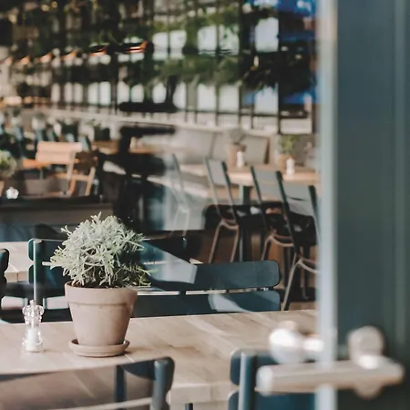 Szálloda Vienna House By Wyndham Mokotow Varsó