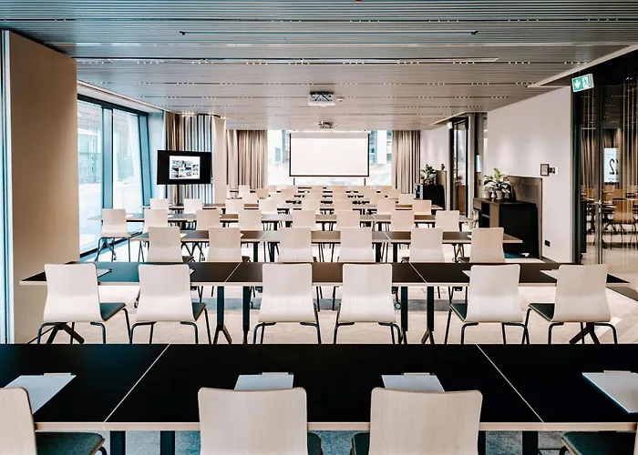 Vienna House By Wyndham Mokotow Отель 4*