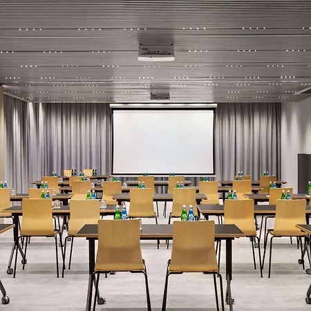 Vienna House By Wyndham Mokotow 4*