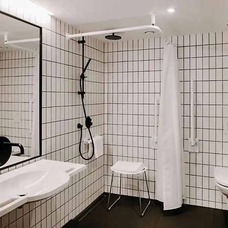 Vienna House By Wyndham Mokotow Hotell